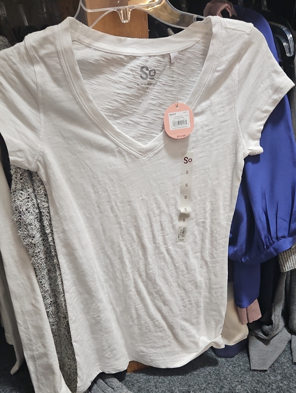 SO White V-Neck Short Sleeve Tee